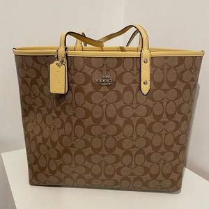Coach City tote reversible tote (relist)